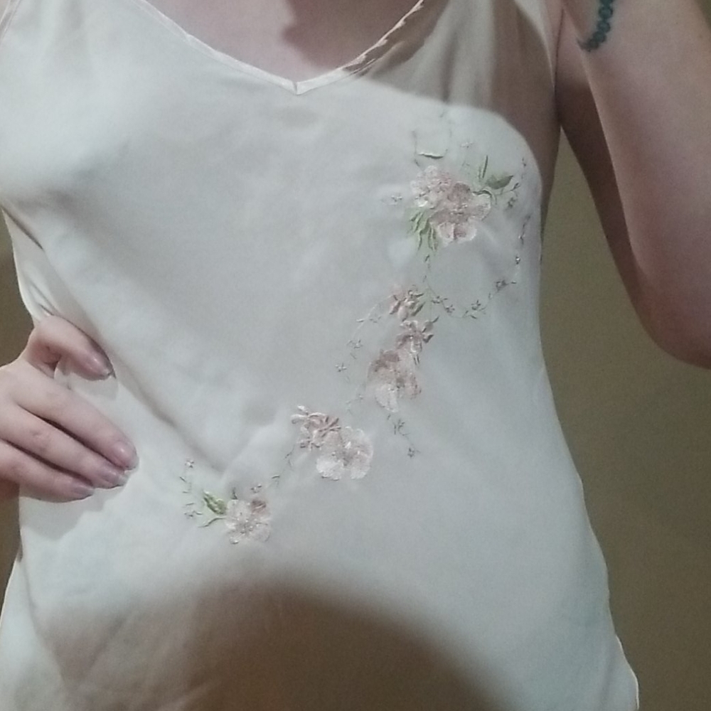 California Dynasty Nightie - Picture 5 of 10